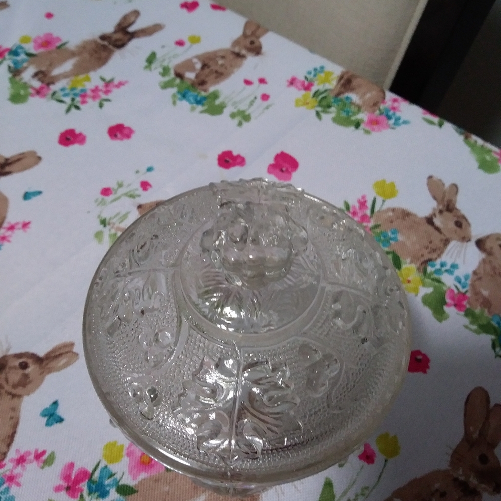 Glass embossed candy / sugar dish - Picture 2 of 4